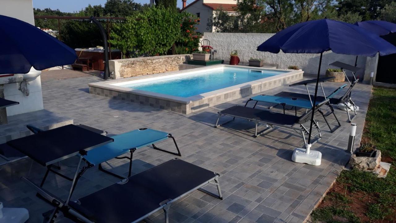 Holiday Home Dioniza Vodnjan Dış mekan fotoğraf