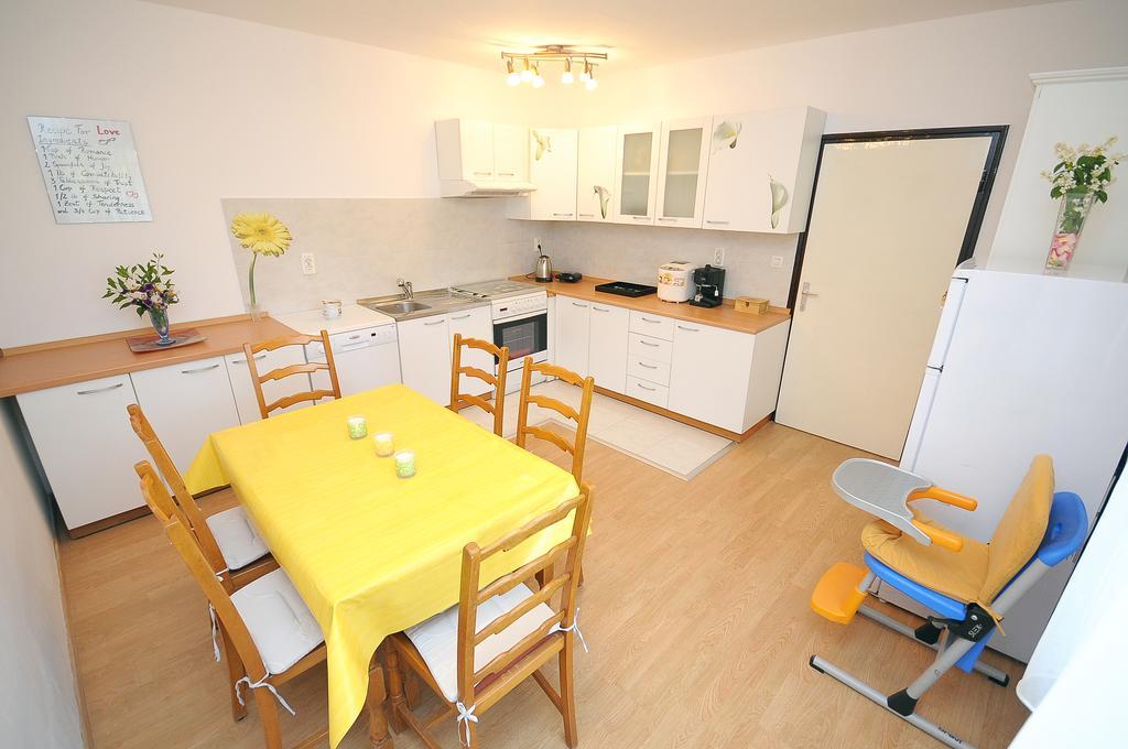 Holiday Home Dioniza Vodnjan Oda fotoğraf